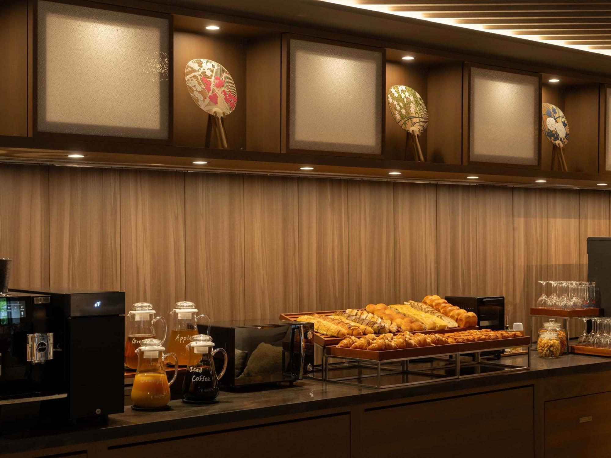 Insomnia Kyoto Oike Hotel Ngoại thất bức ảnh